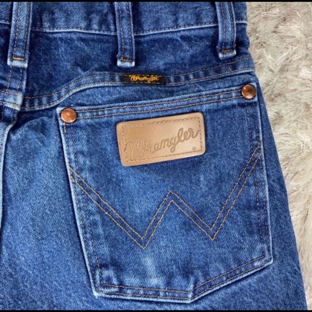 Wrangler Shorts - Picture 3 of 3